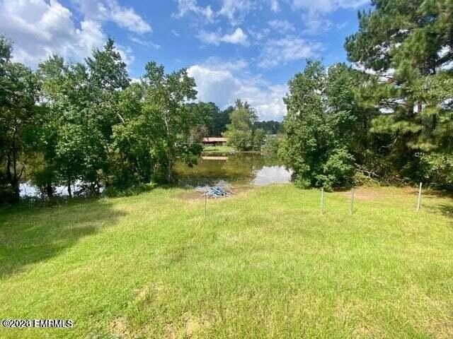 3683 Rollins Dr - Photo 2 of 11