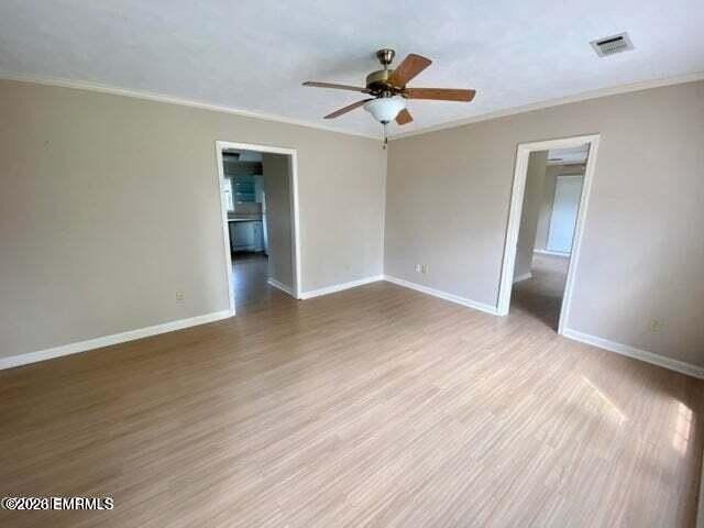 3683 Rollins Dr - Photo 3 of 11