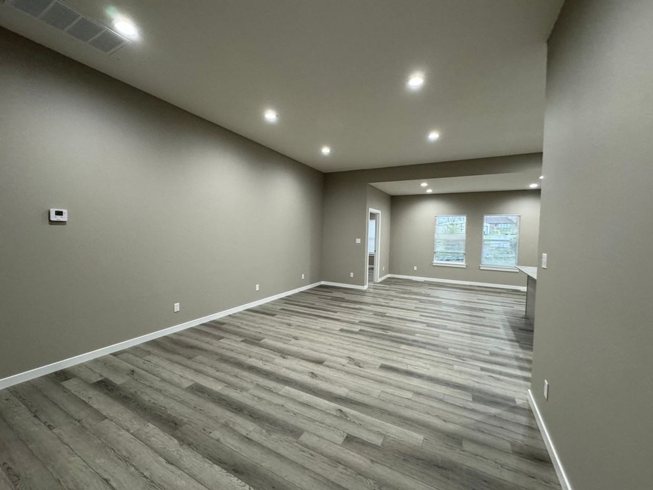2210 Regan Cir - Photo 2 of 20