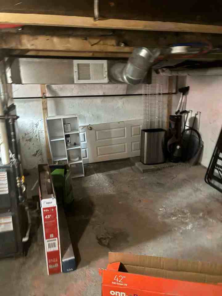 4416 Plummer St - Photo 6 of 12