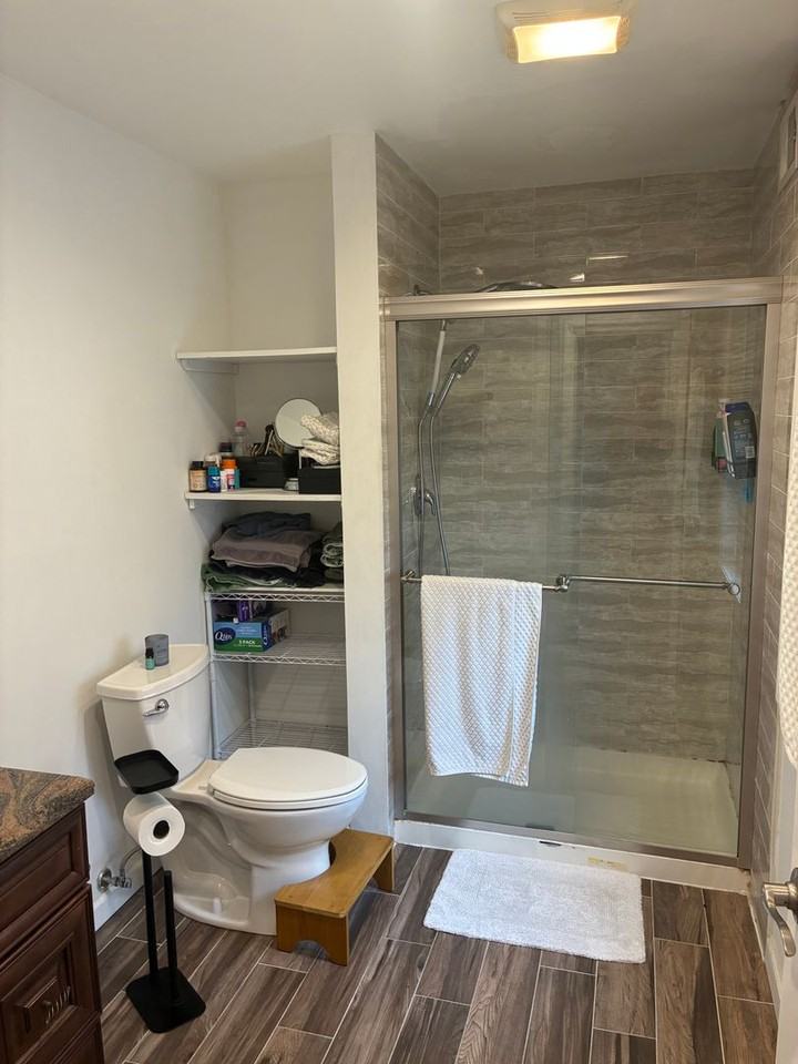 4416 Plummer St - Photo 7 of 11