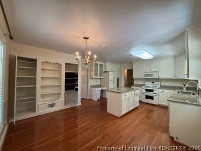 1513 Raeford Rd - Photo 7 of 25