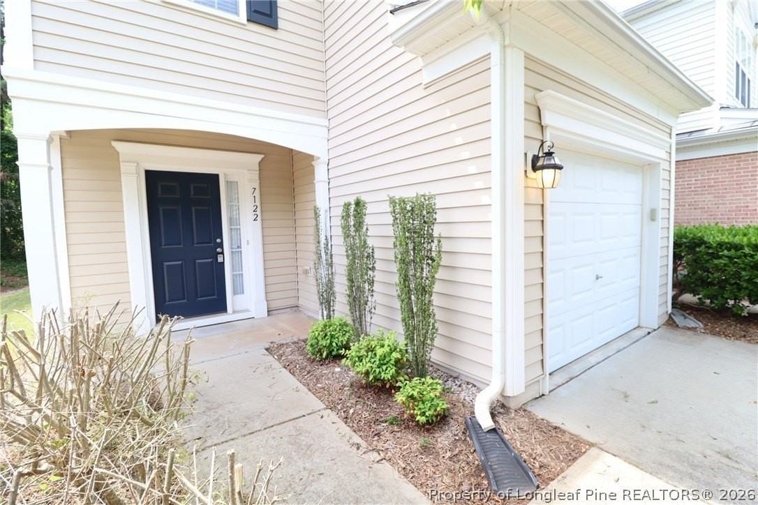 7122 Racine Way - Photo 2 of 32