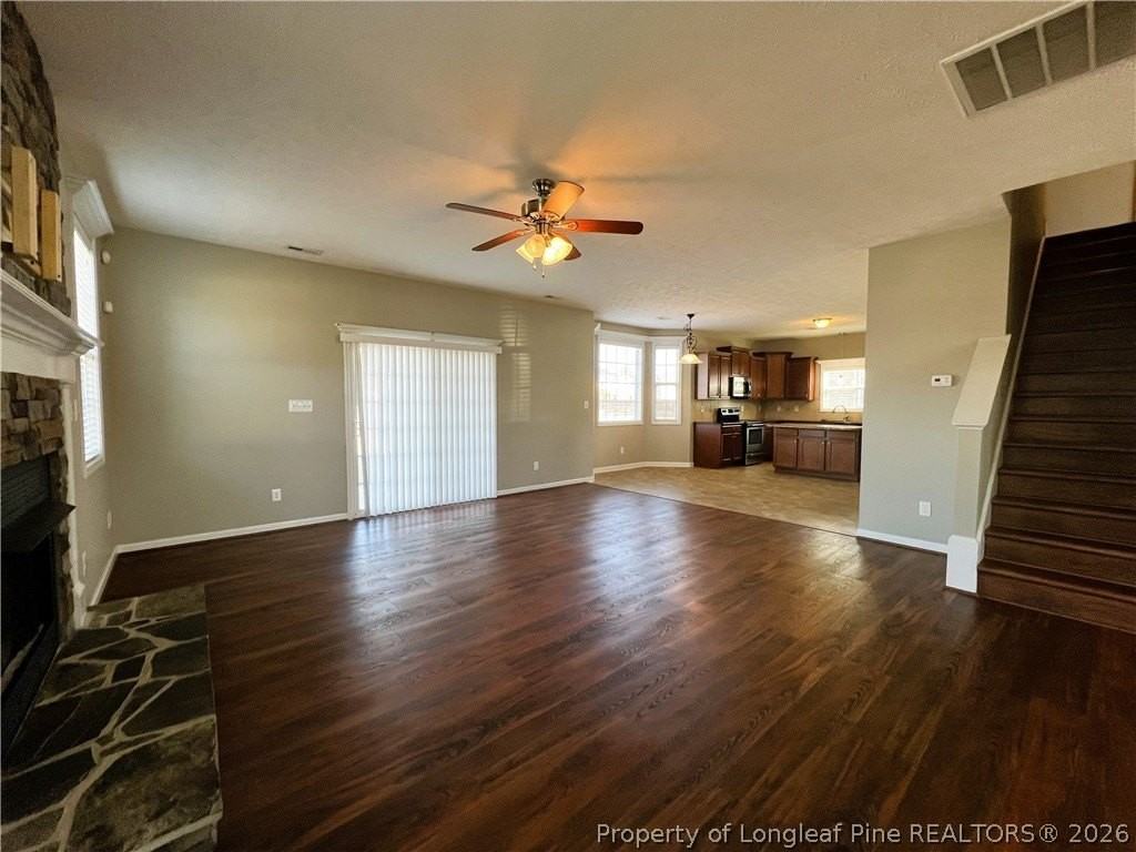 4211 Cherry Hill Ln - Photo 4 of 28