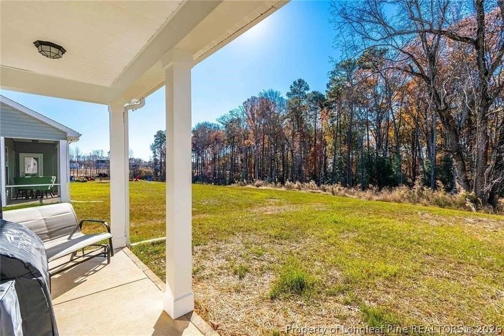341 Manning Dr - Photo 2 of 10