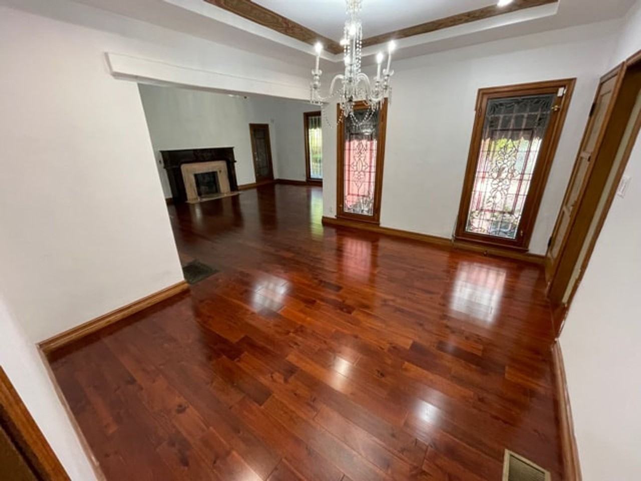 10808 Ashton Ave - Photo 3 of 27