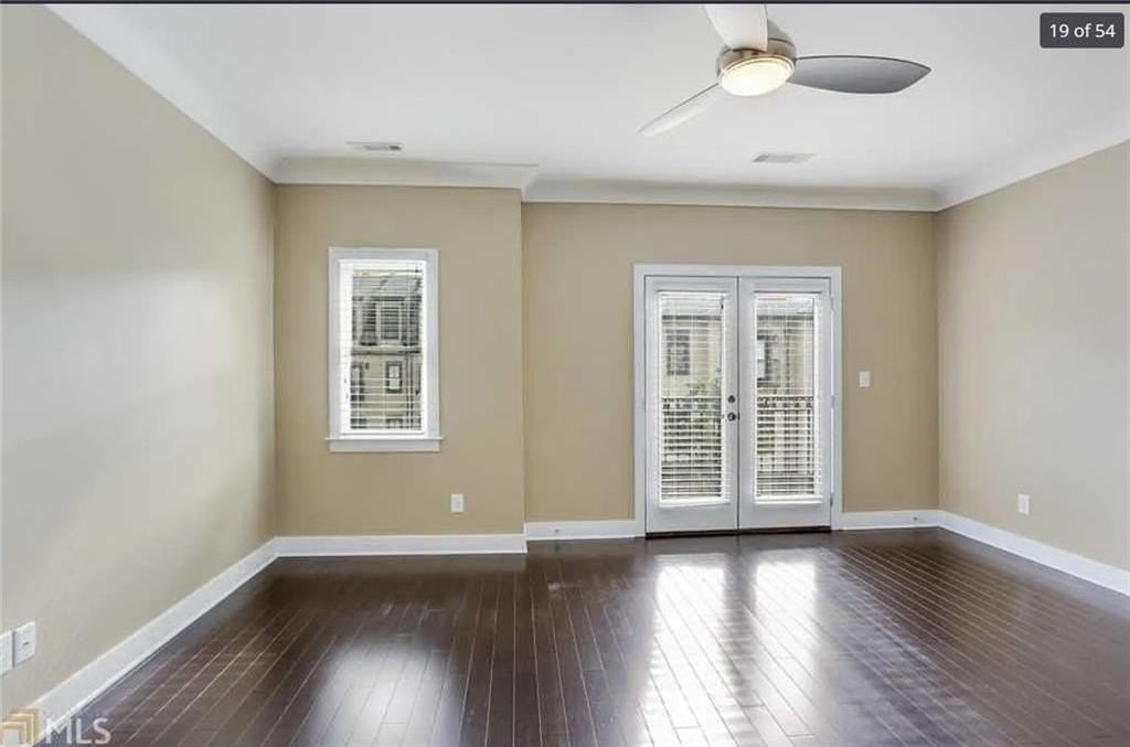 255 Southerland Ter Ne #104 - Photo 7 of 8