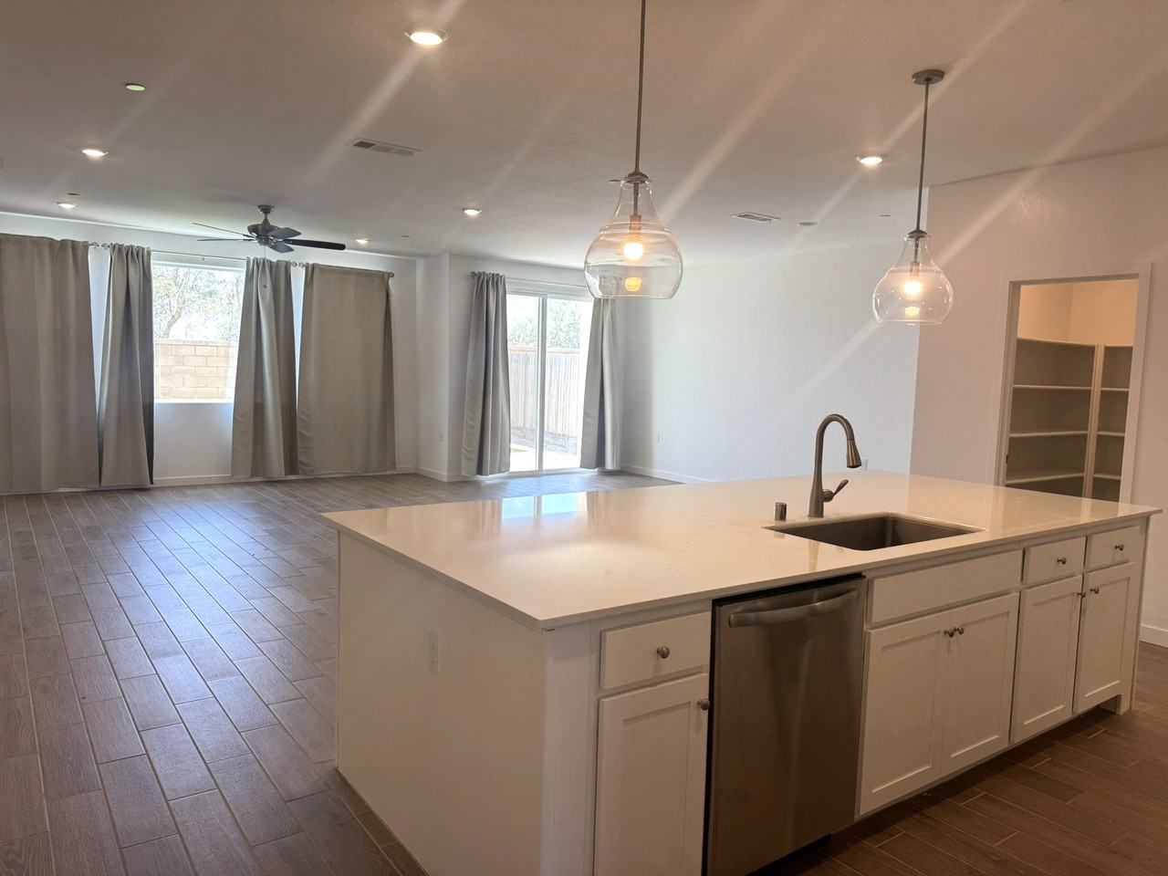 1083 S Traverse Dr #1 - Photo 4 of 20