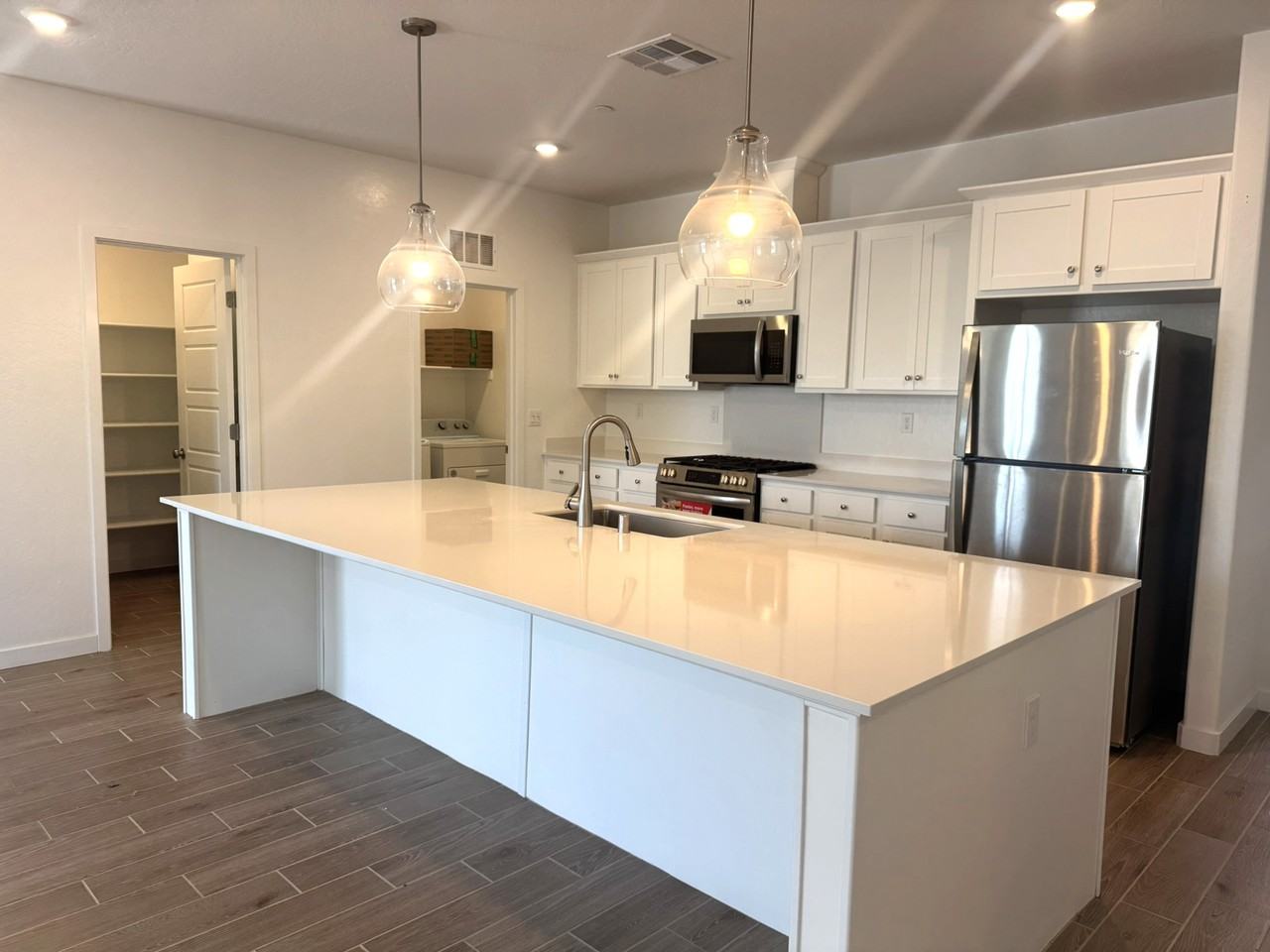 1083 S Traverse Dr #1 - Photo 5 of 20