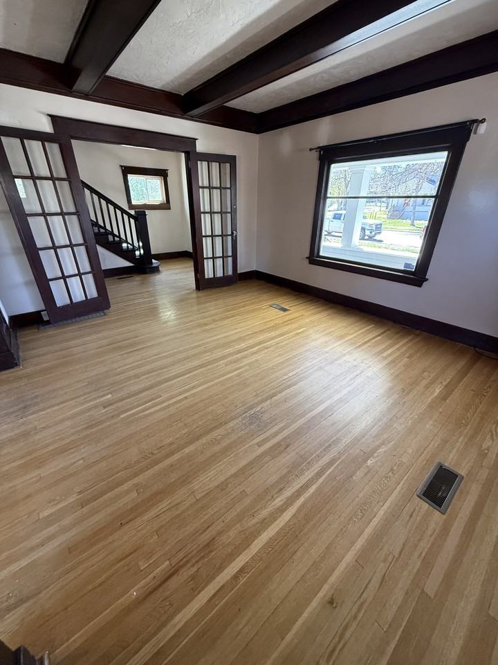 521 6th Ave N #1 - Photo 3 of 26