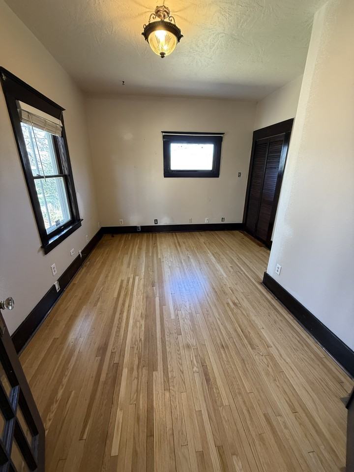 521 6th Ave N #1 - Photo 6 of 26