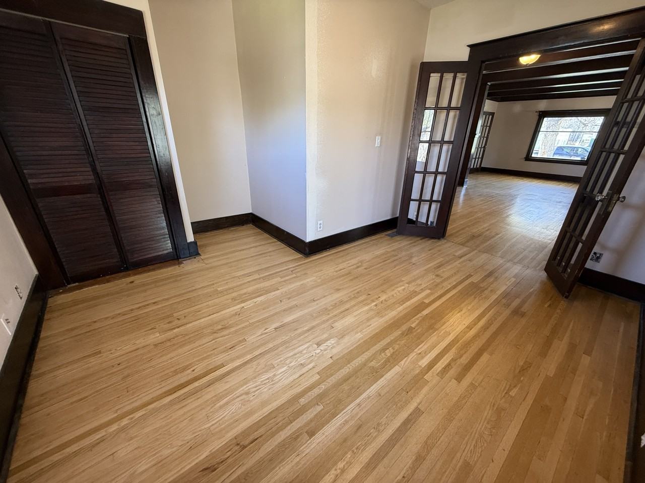 521 6th Ave N #1 - Photo 7 of 26