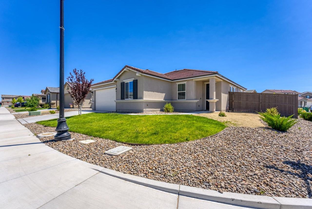 6934 Wild River Way - Photo 3 of 29
