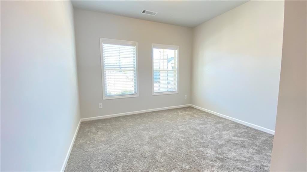 4570 Silver Oak Dr Sw - Photo 5 of 34