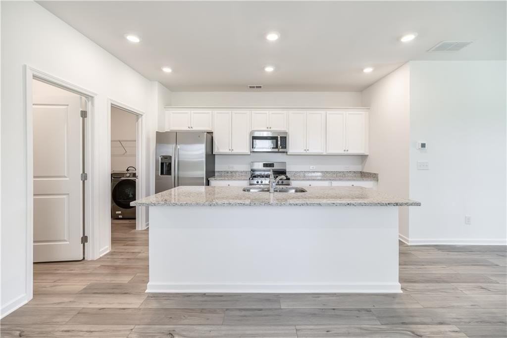 49 Kestrell Dr - Photo 6 of 34