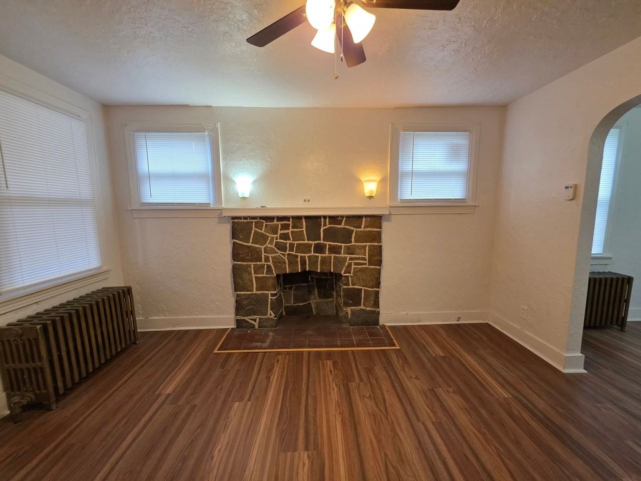 703 Waddell Ave - Photo 2 of 13