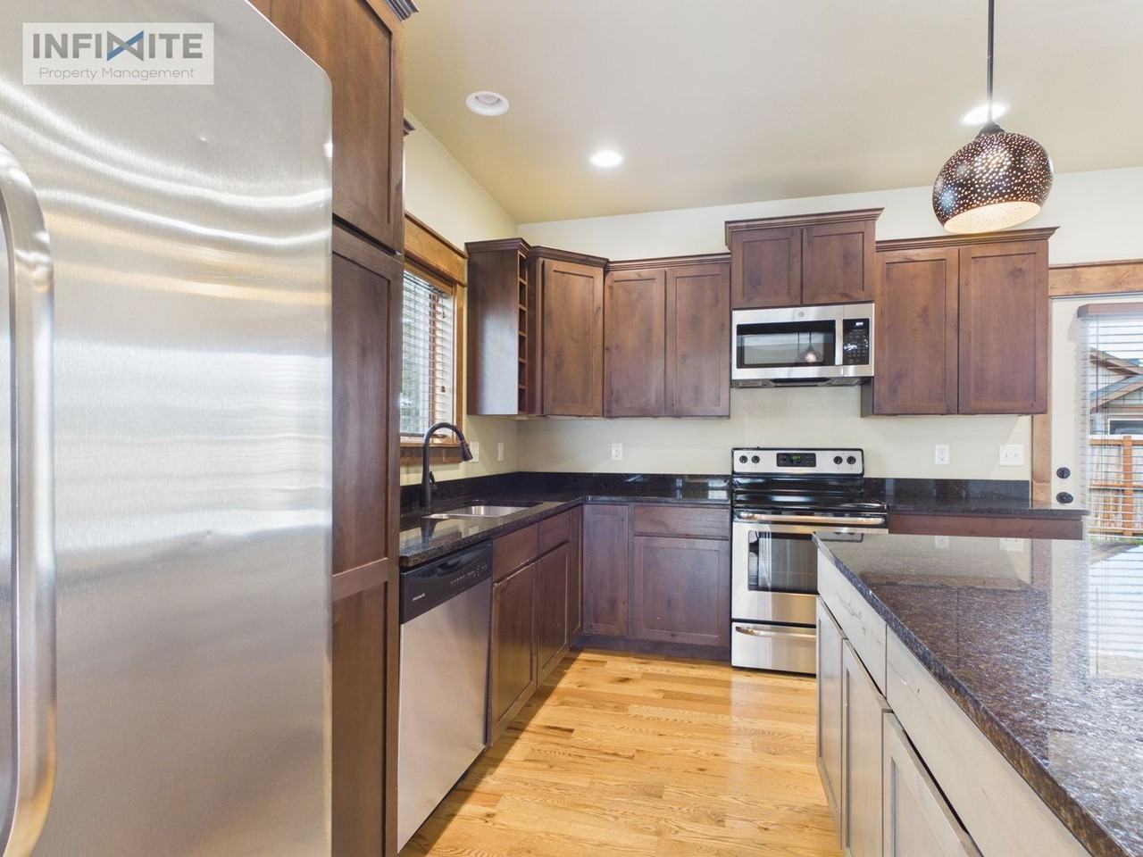 2363 Ferguson Ave - Photo 7 of 26