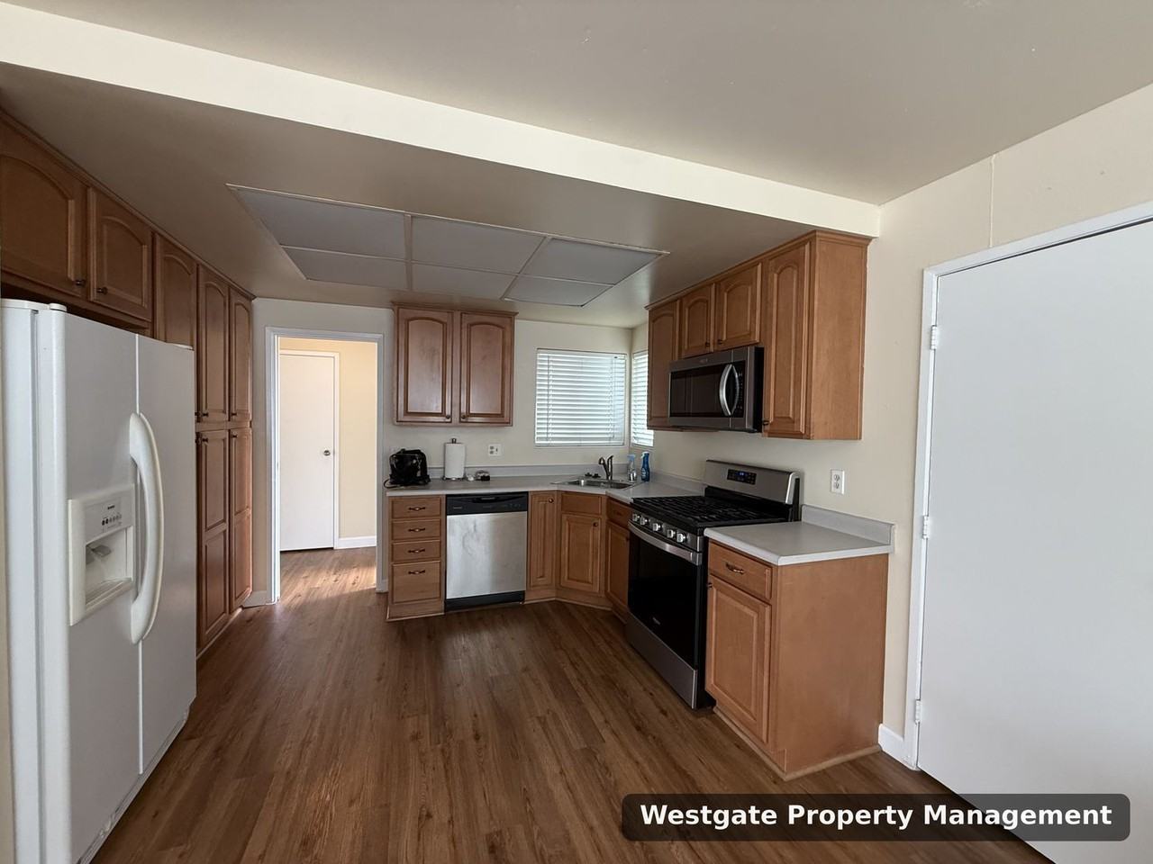 1729 Kearny St - Photo 2 of 14