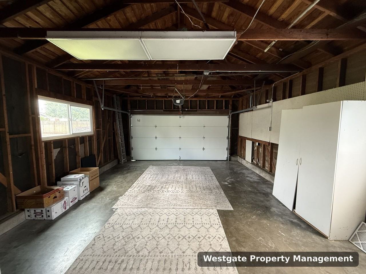 1729 Kearny St - Photo 4 of 14