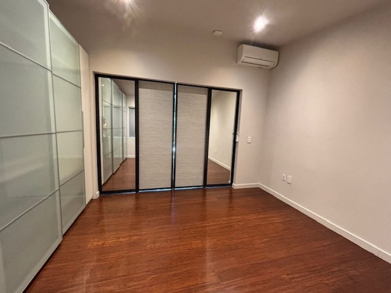 15824 Septo St - Photo 4 of 14