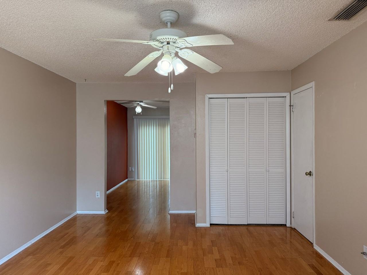 1305 Park Villa Pl - Photo 4 of 23