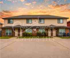 featured image of 2710 Vernice Loop #B