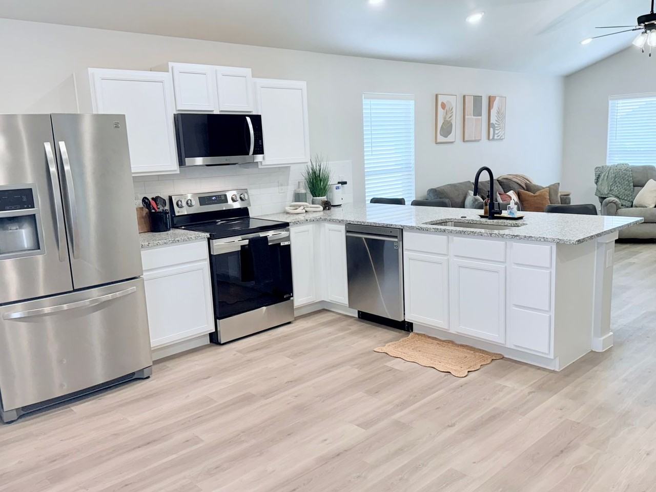 3016 140th St - Photo 5 of 16