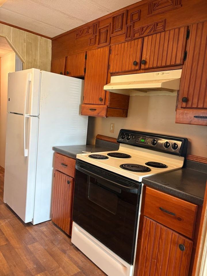 4639 Coral St - Photo 6 of 12