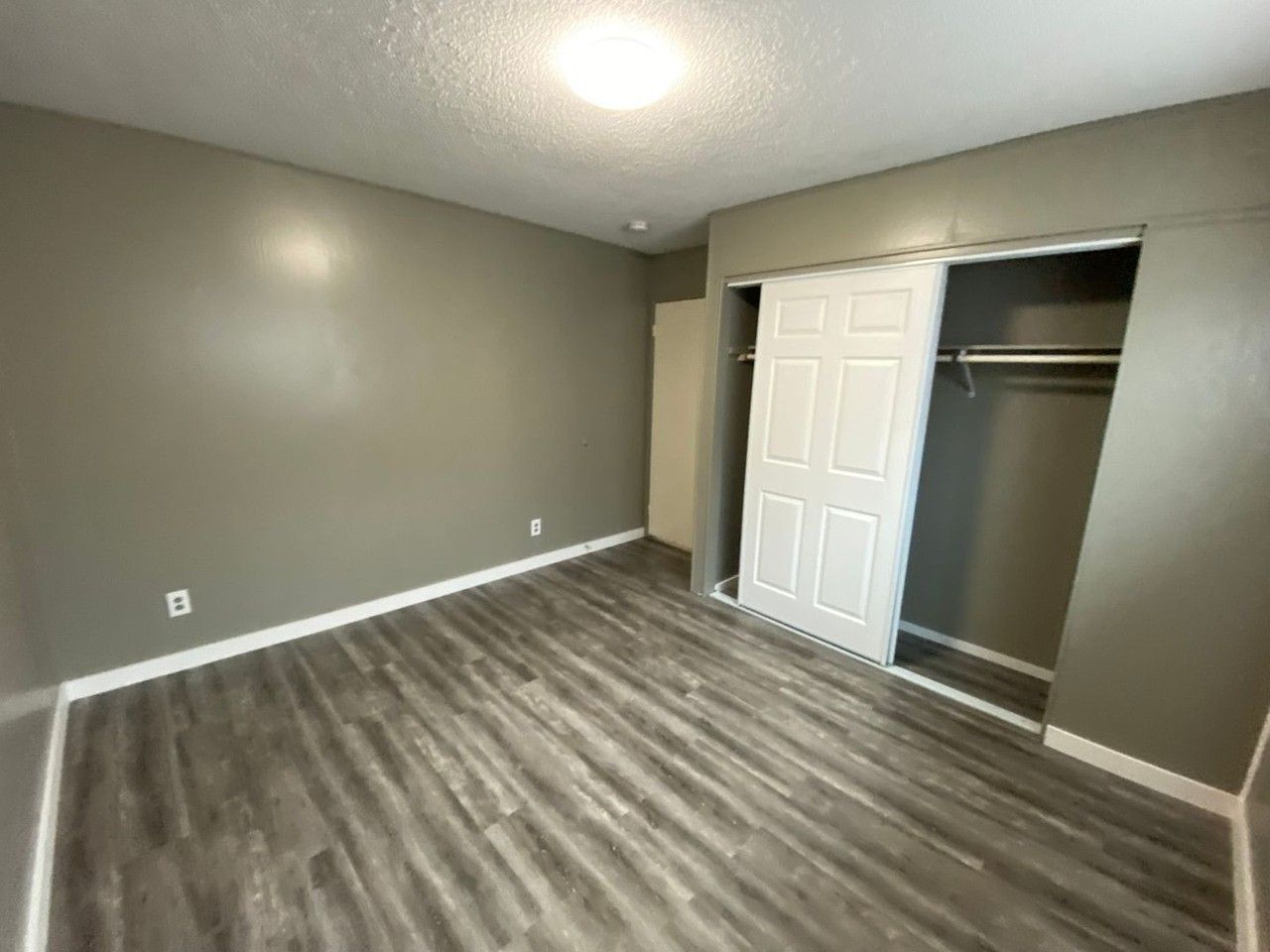 1310 S Main Ave - Photo 7 of 10