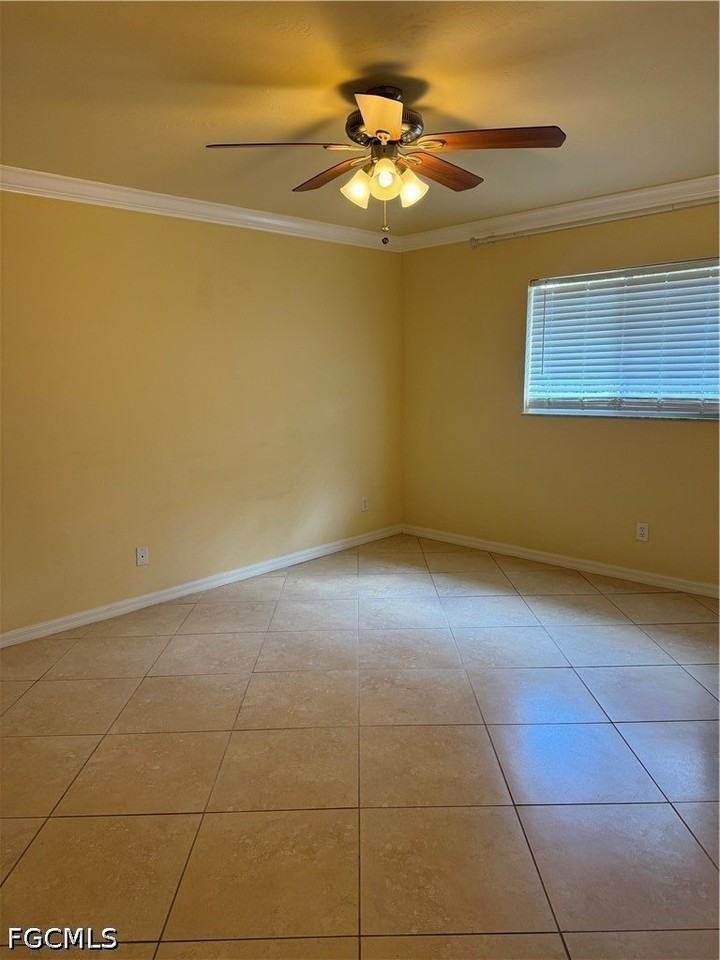 2314 Sw 22nd Ter - Photo 7 of 17