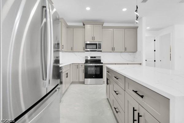 3005 52nd St W - Photo 5 of 30