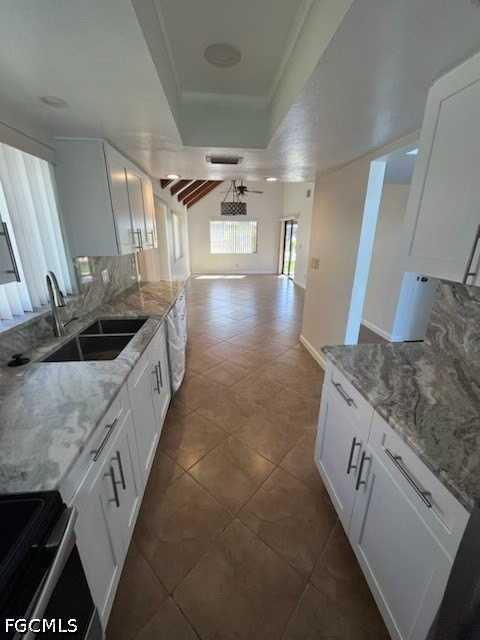 5105 Coronado Pkwy #103 - Photo 7 of 15