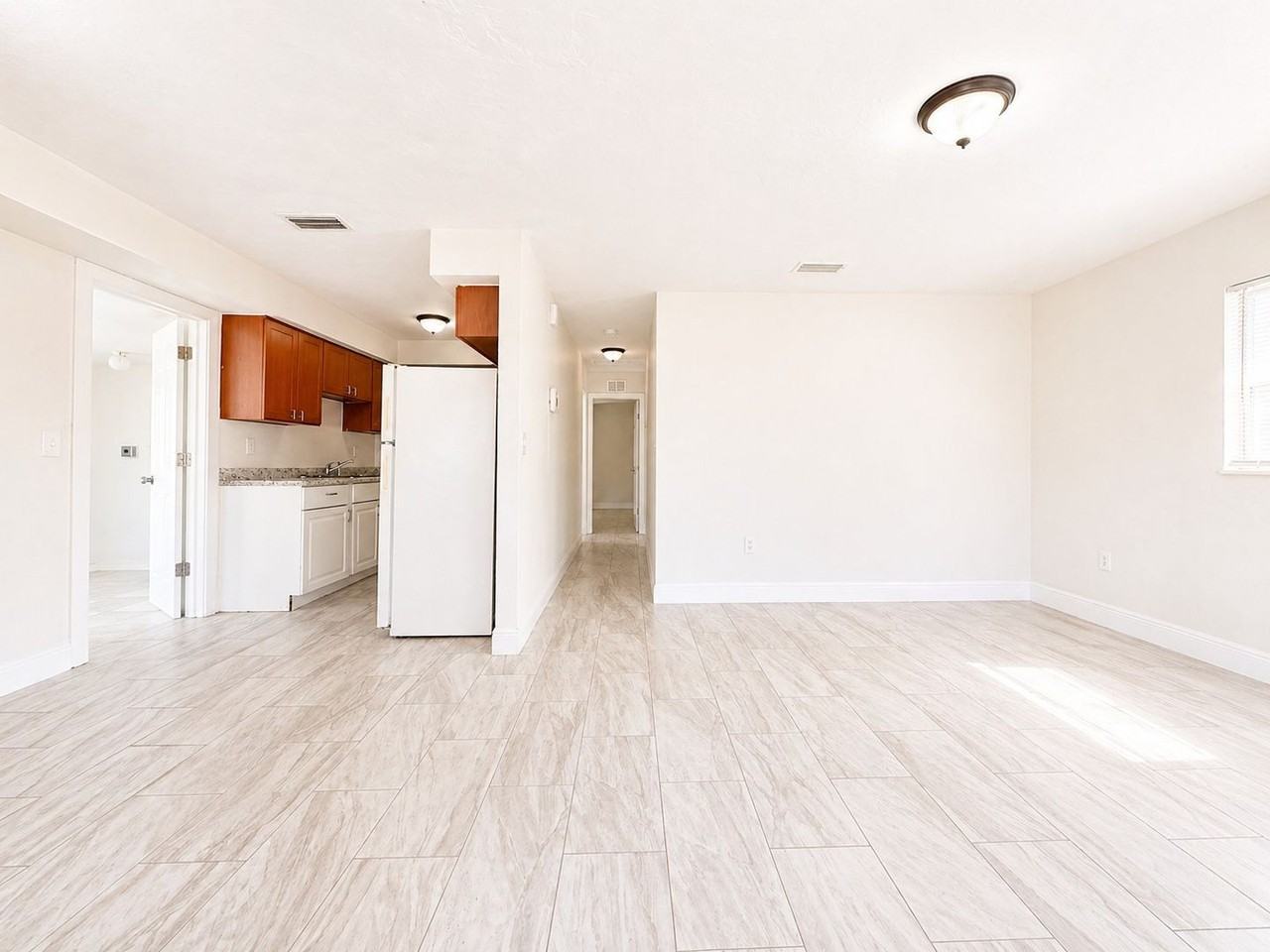 3425 South St - Photo 2 of 12