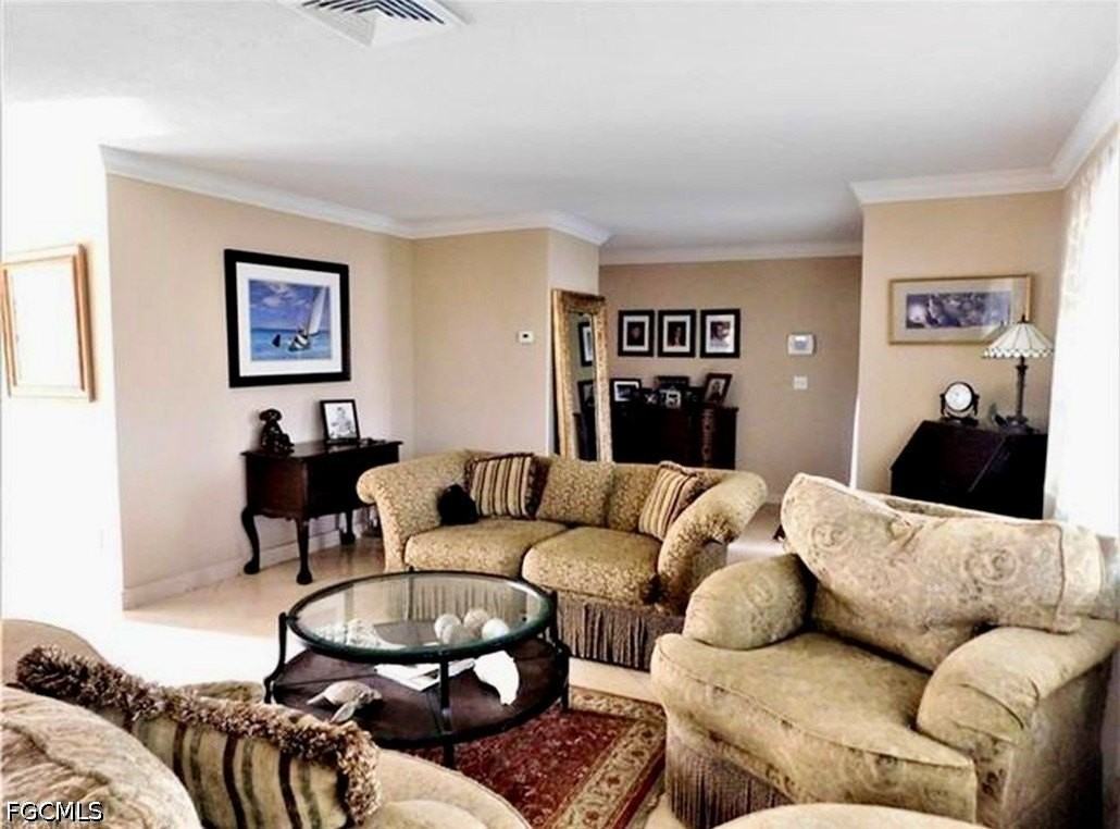 4479 Lakewood Blvd - Photo 5 of 25