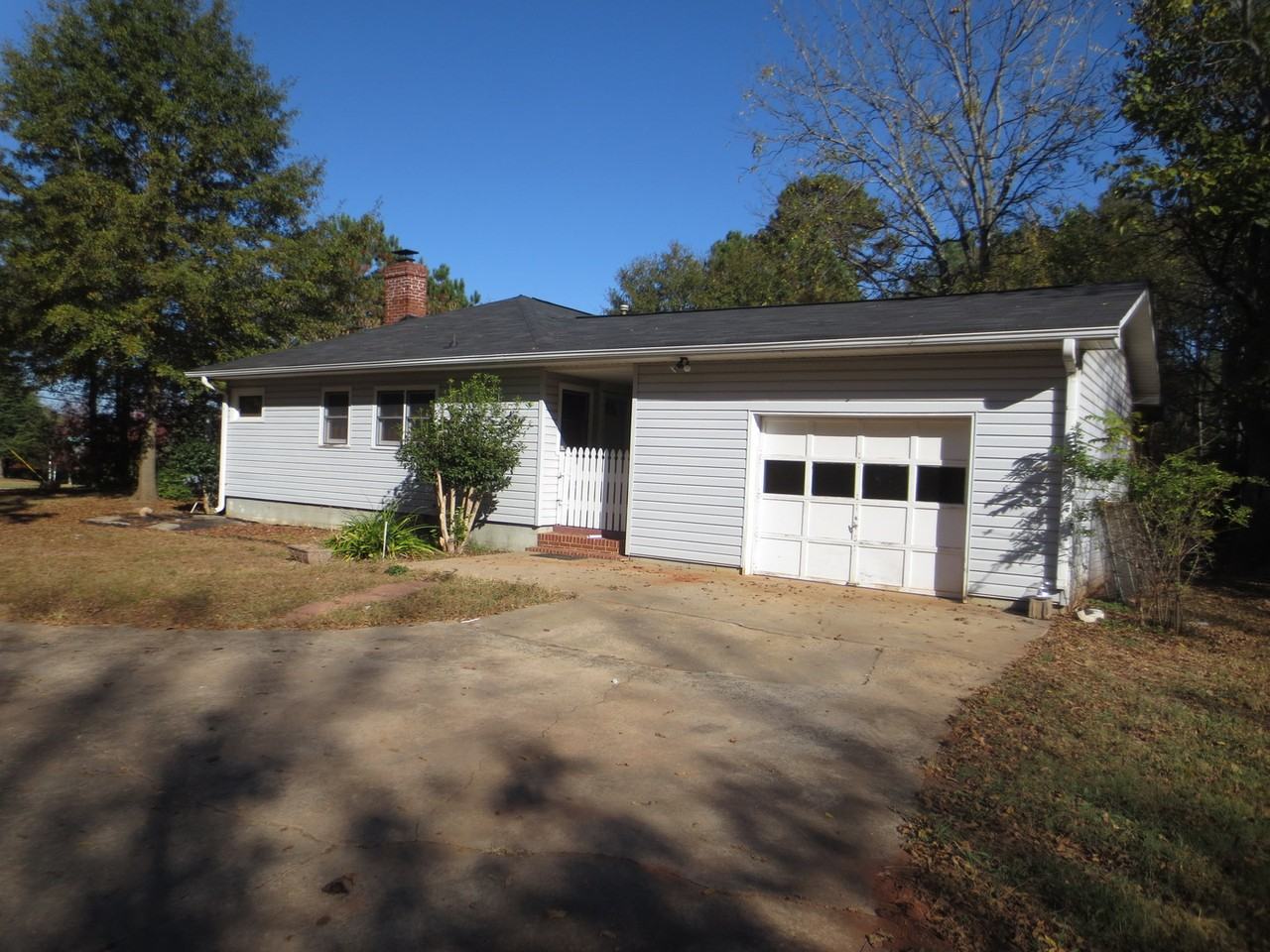 1799 Powder Springs Rd Sw - Photo 2 of 4