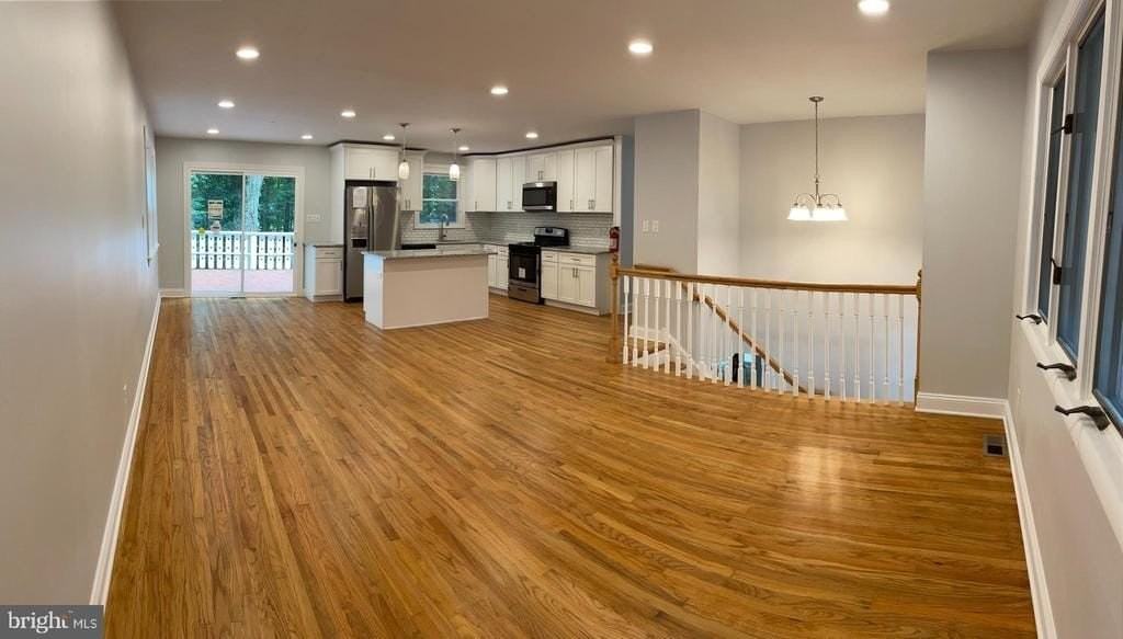 13 Glen Dr - Photo 6 of 26