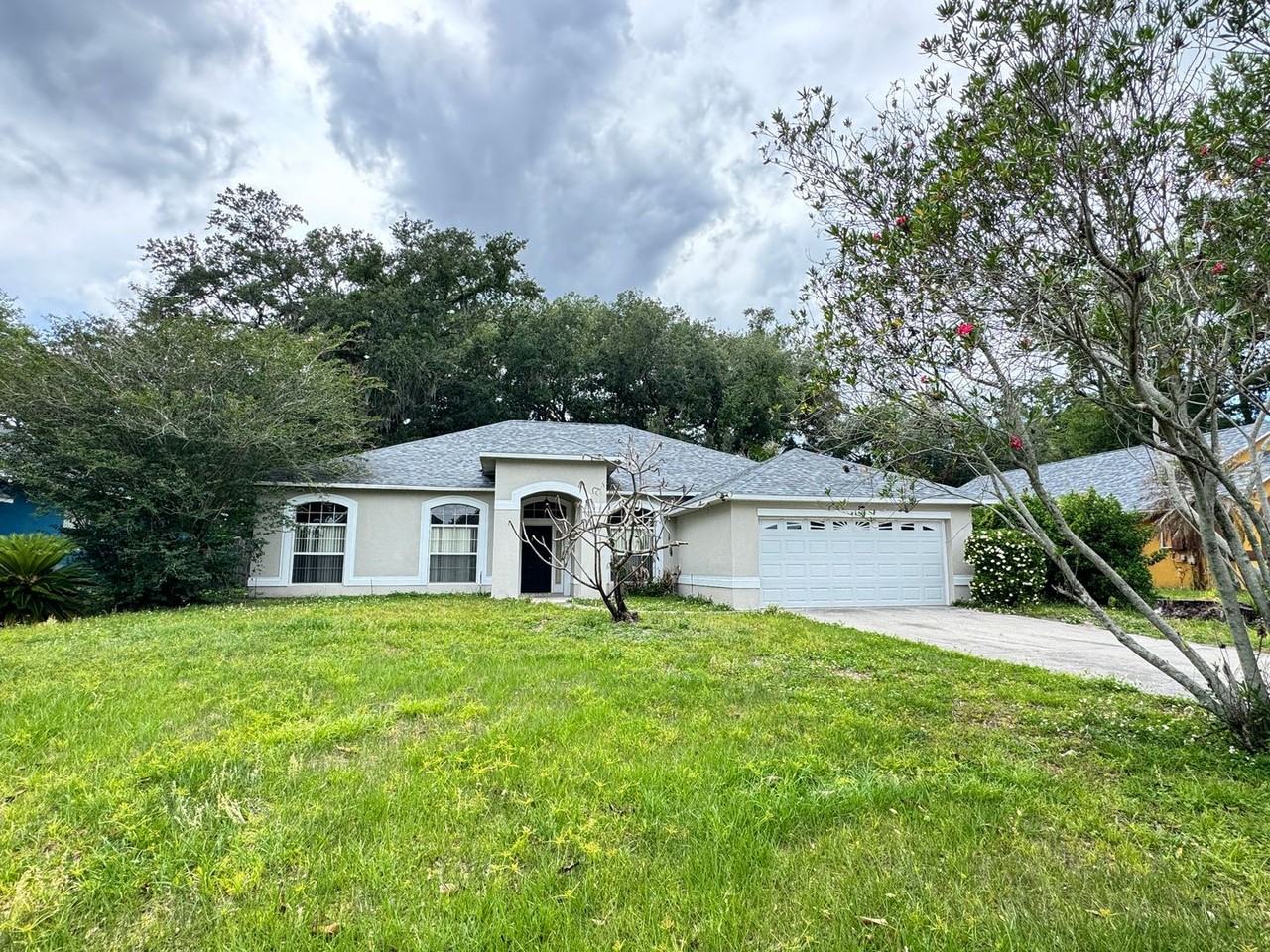 4459 White Oak Cir - Photo 2 of 50