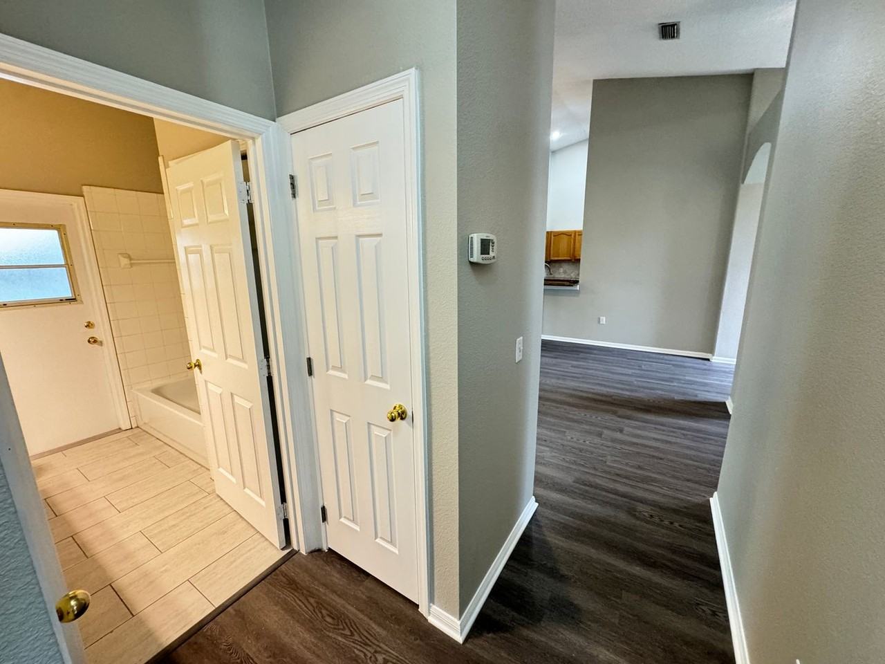 4459 White Oak Cir - Photo 3 of 50