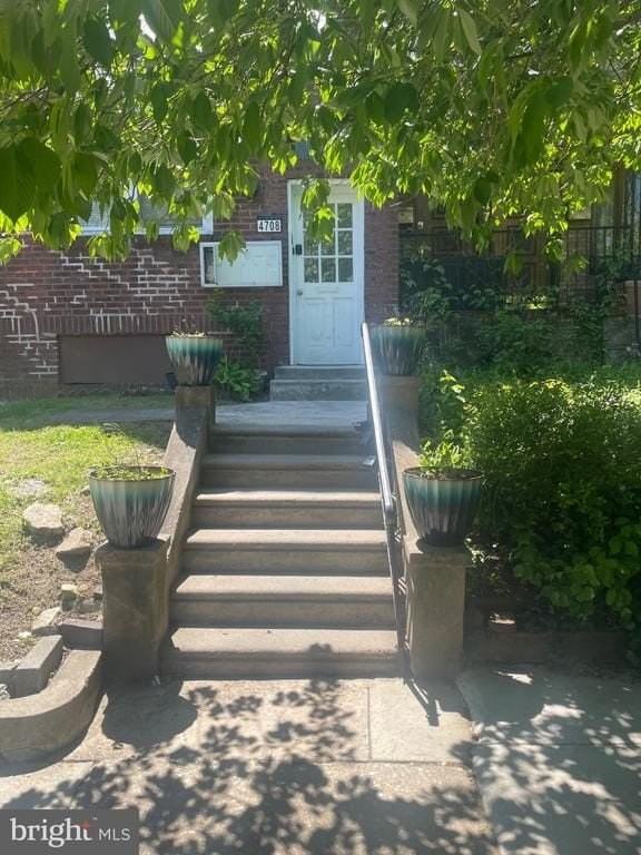 4708 Hazel Ave #2F - Photo 2 of 12