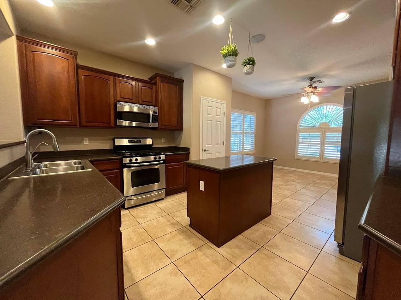5235 W Blaylock Dr - Photo 5 of 27