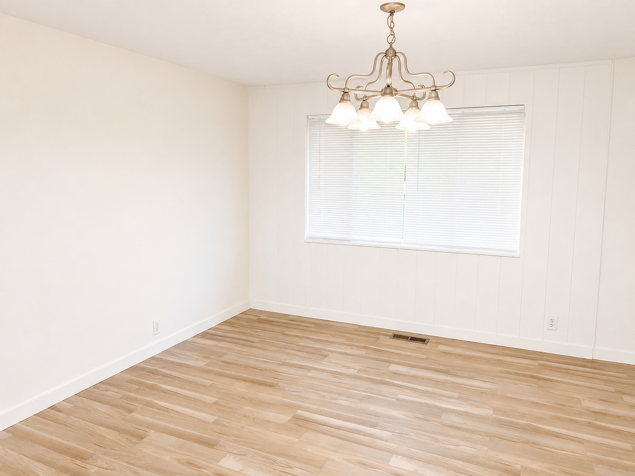 2345 W 1730 N - Photo 4 of 13