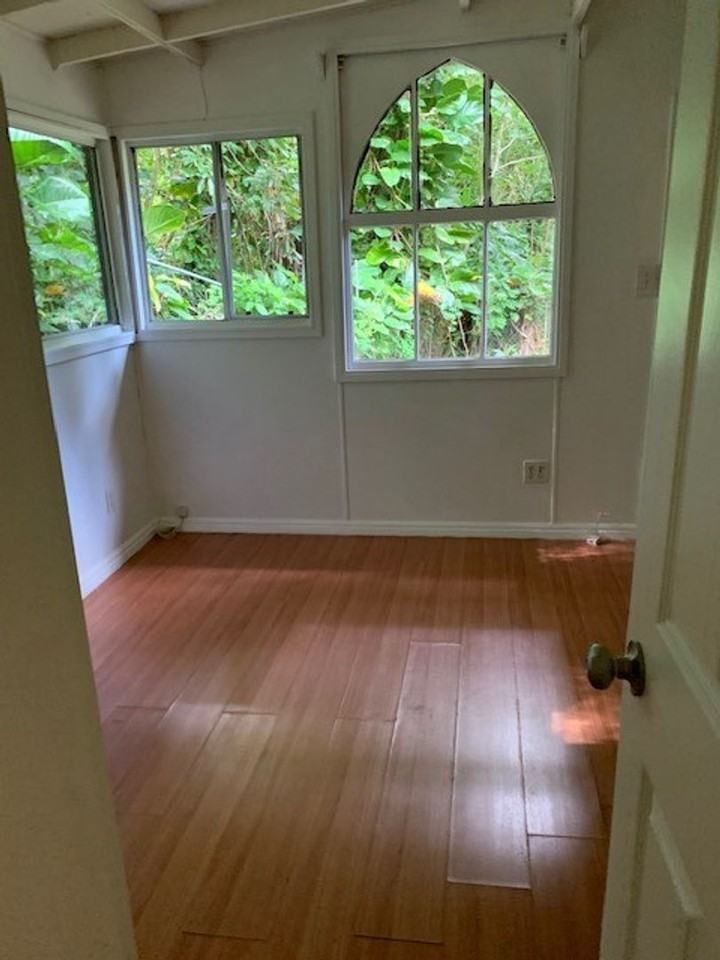 3419 E Manoa Rd - Photo 5 of 14