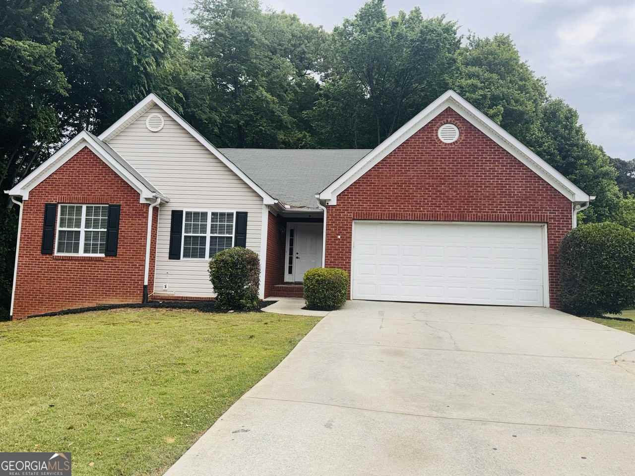 3305 Chandon Ln - Photo 2 of 14