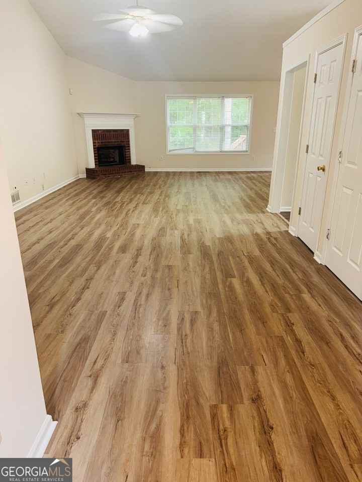 3305 Chandon Ln - Photo 3 of 14