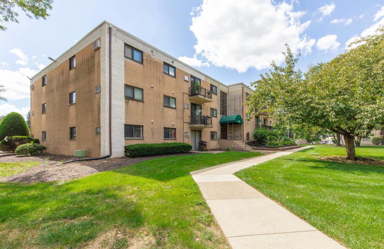 1575 W Street Rd #922 - Photo 4 of 18