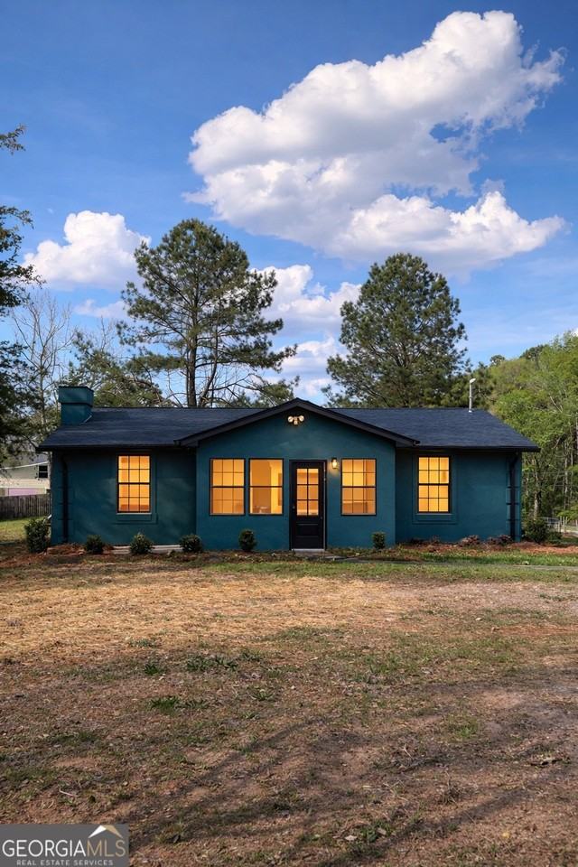 6885 Chastain Rd - Photo 2 of 16