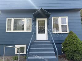 featured image of 107 Se 9th St