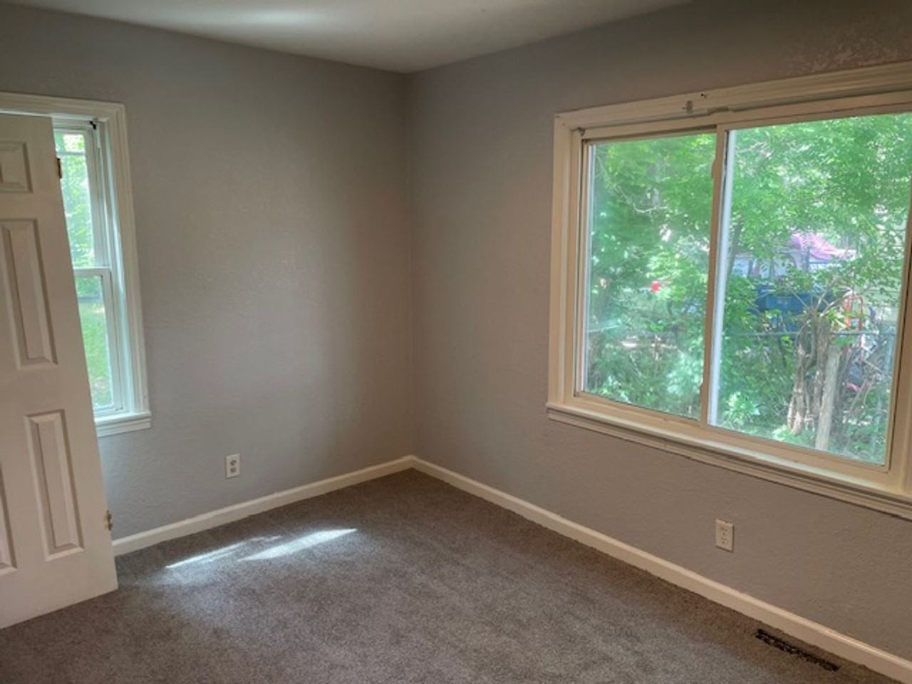 2723 E Mossman Ave - Photo 4 of 7