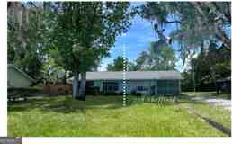228 S Sheffield St - Photo 1 of 1