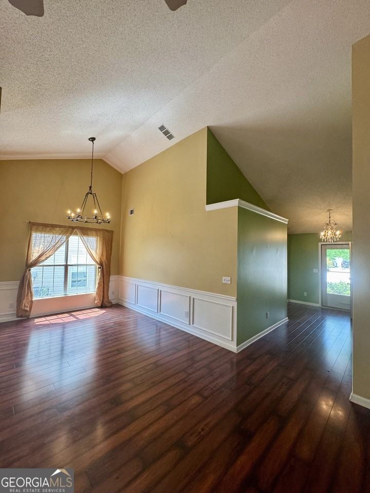 1840 Arborwood Dr - Photo 6 of 29